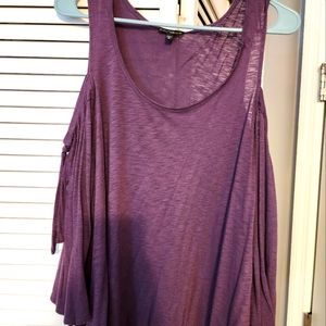 Express cold shoulder blouse size med